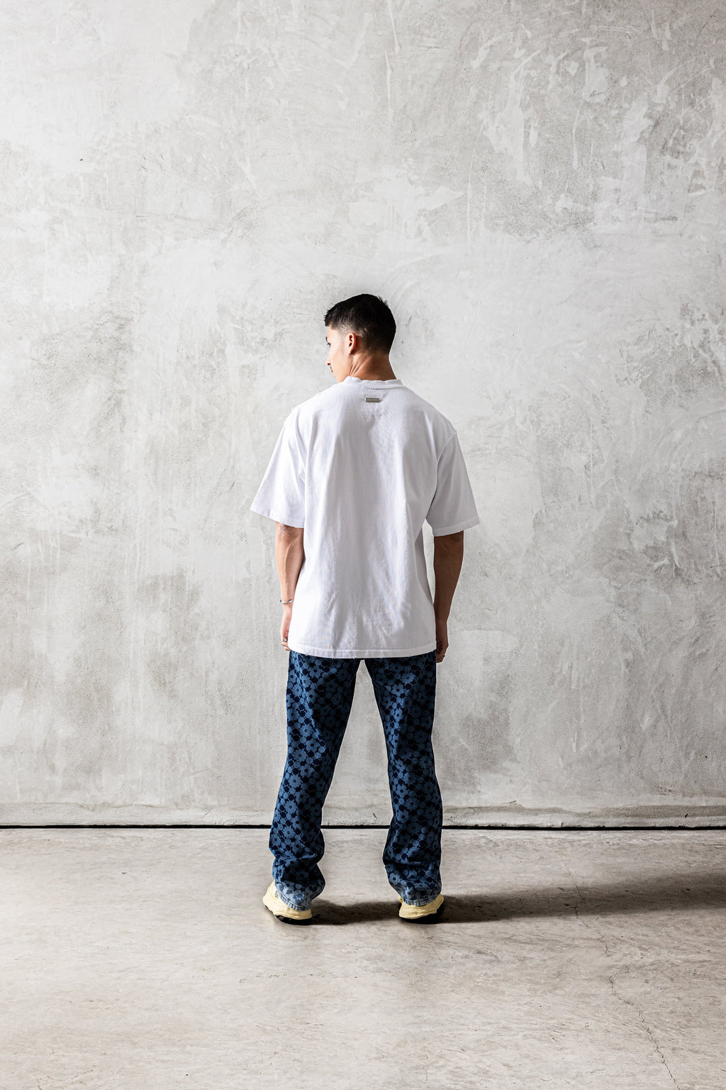 T TEARS                   WHITE